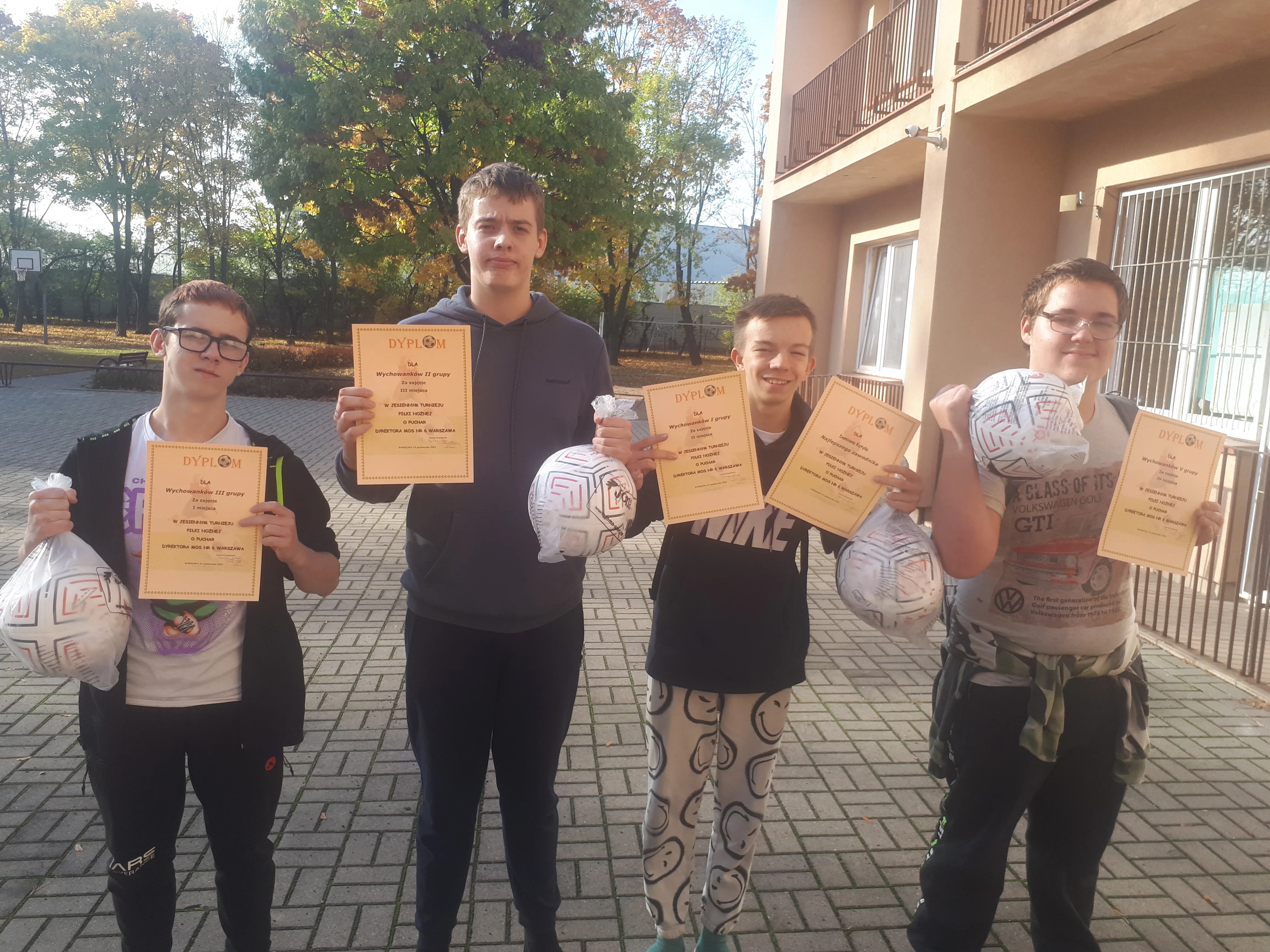 Jesienny turniej piłki nożnej grup