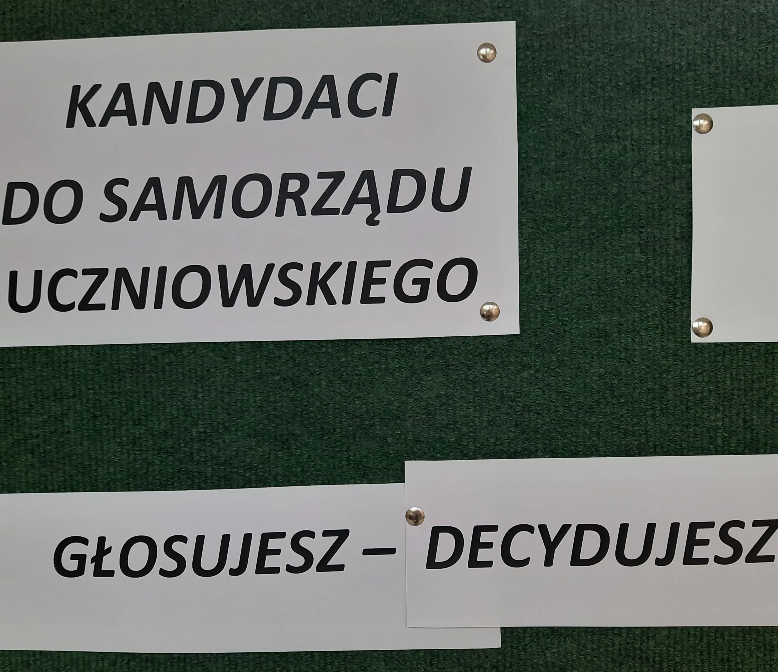 Październik miesiącem demokracji