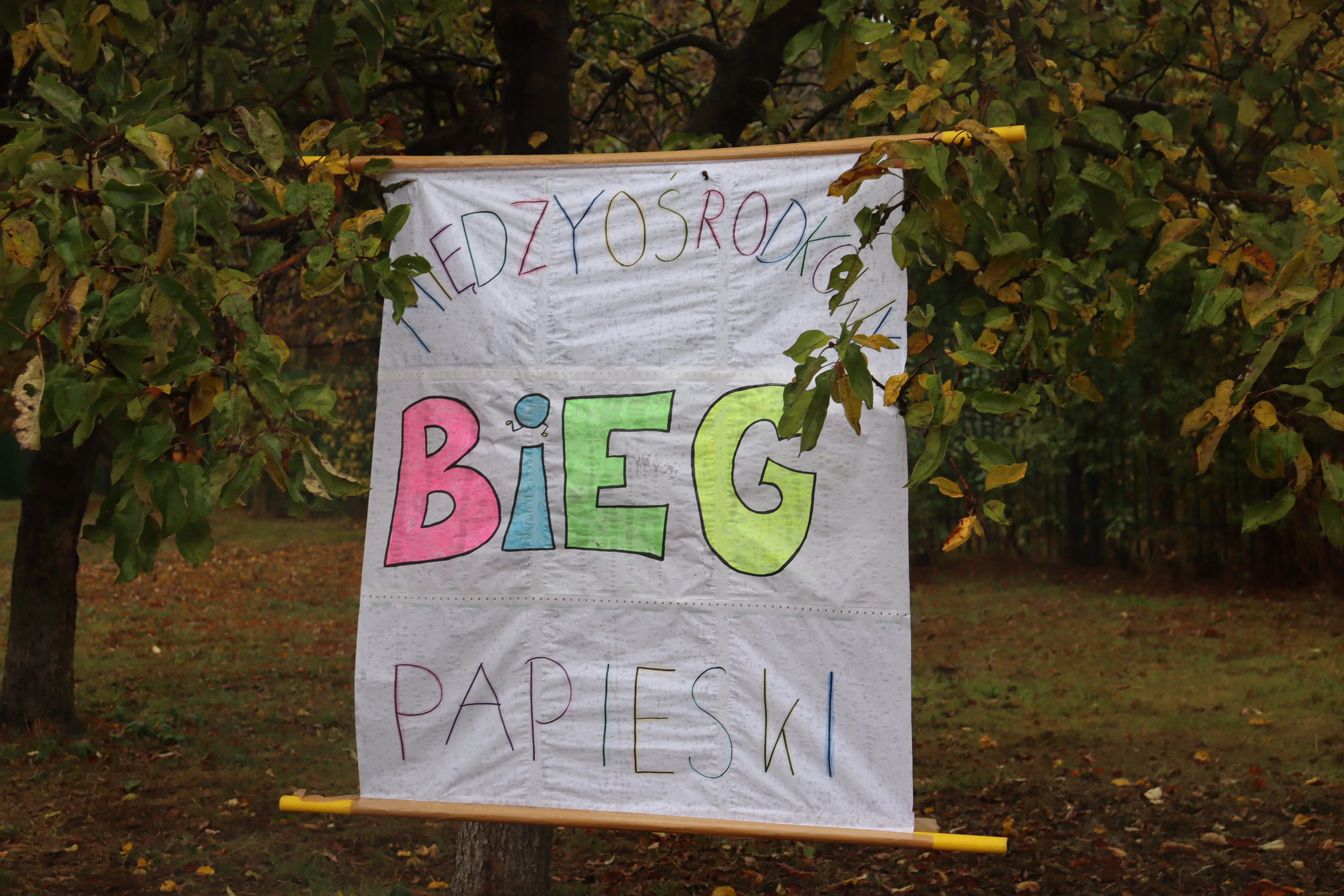 I Międzyplacówkowy Bieg Papieski
