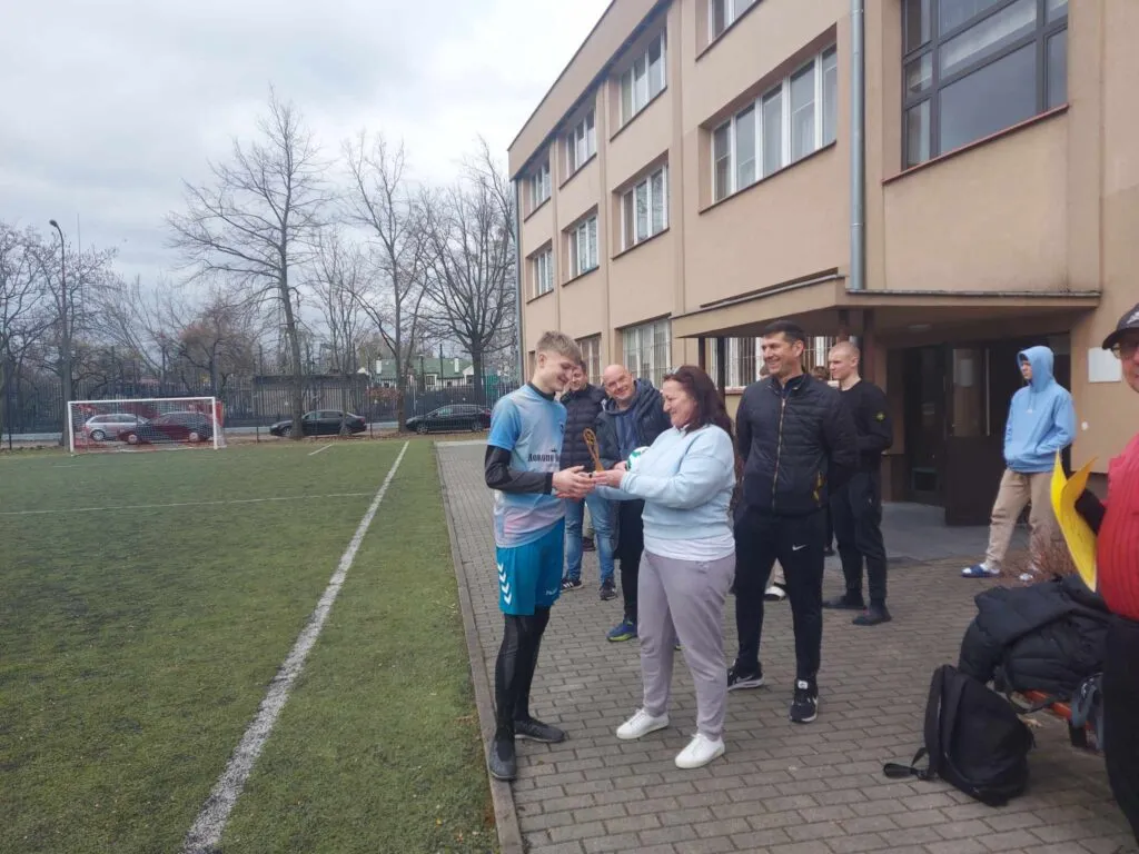 Turniej piłki nożnej o Puchar Dyrektora MOS Nr 6                               