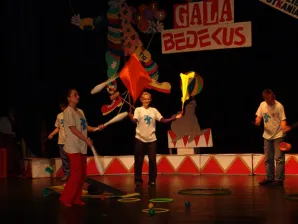  Grupa cyrkowa CIRCUS